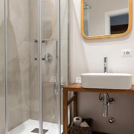 Apartament Youhosty - Ticinese 2 Mediolan