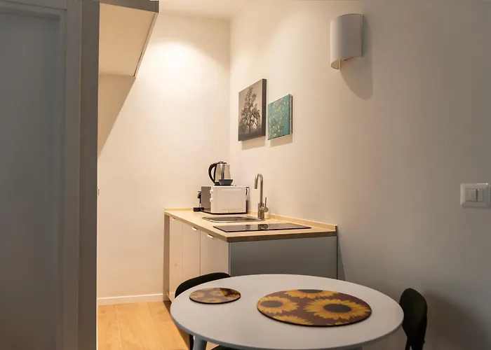 Youhosty - Ticinese 2 Apartament
